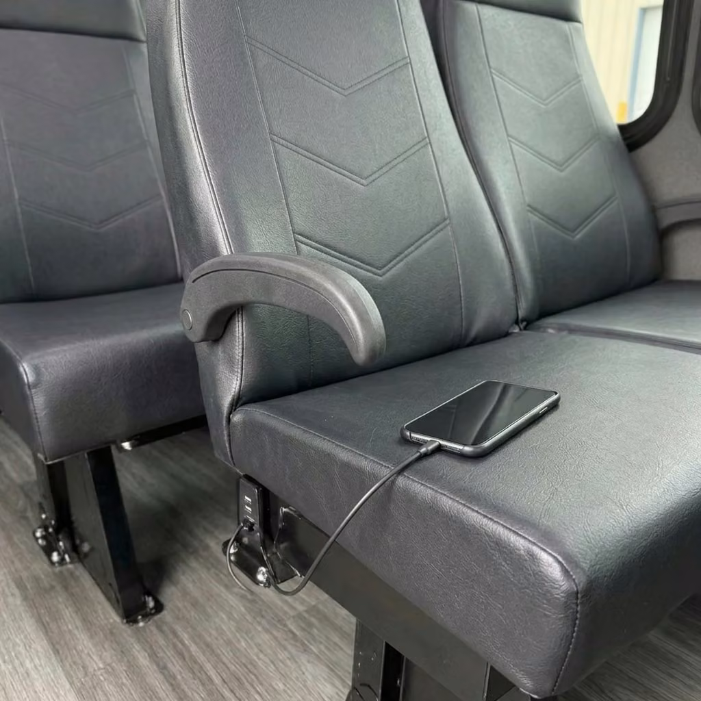 monterey 15 passenger minibus usb charging