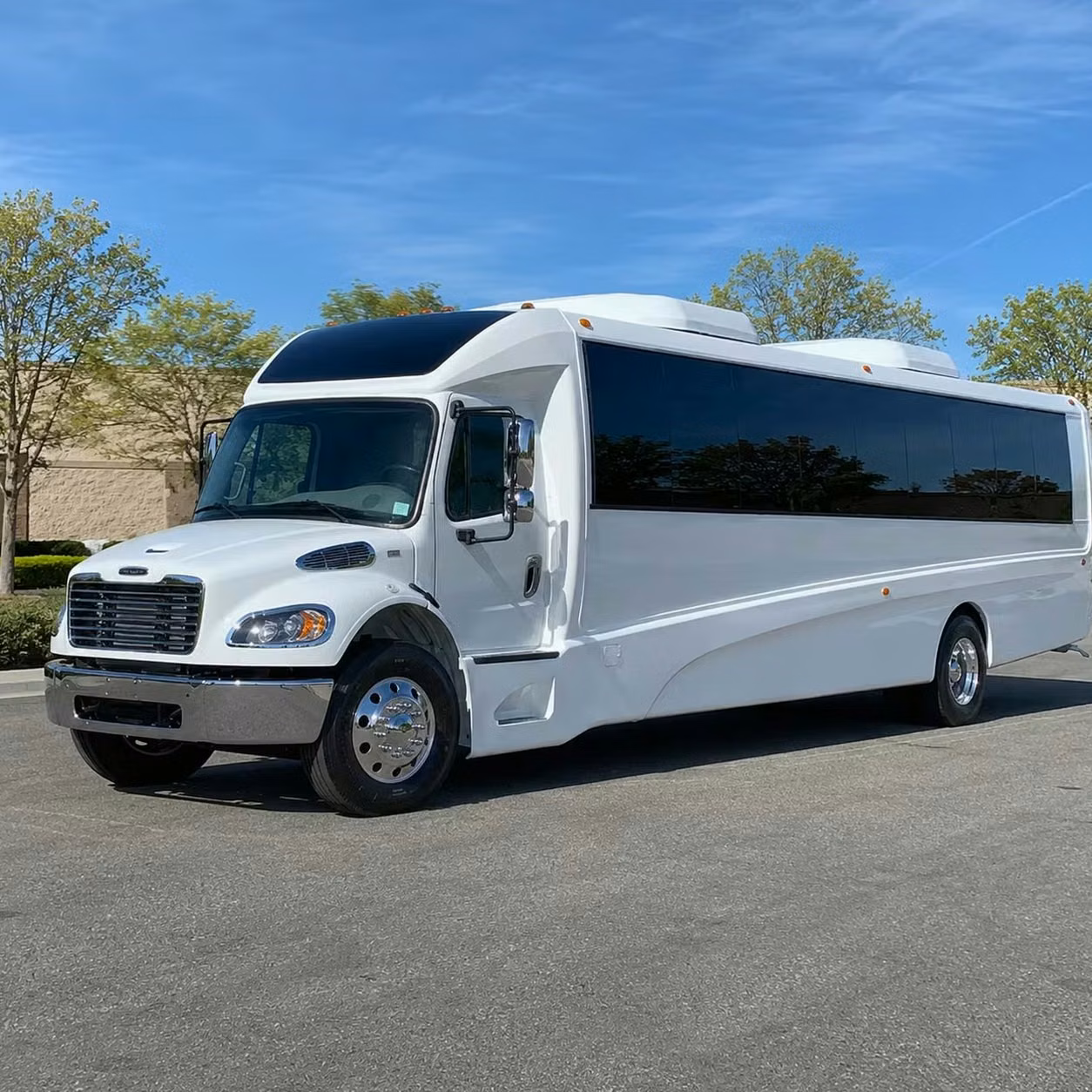 monterey 28 passenger minibus rental