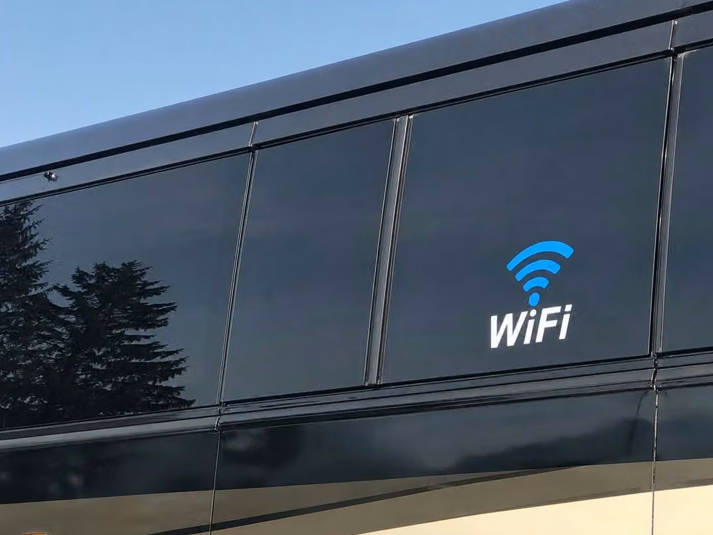 monterey charter bus wifi